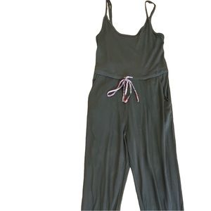La Vie en Rose - Sage Gree Sleeveless Jumpsuit - Size Small